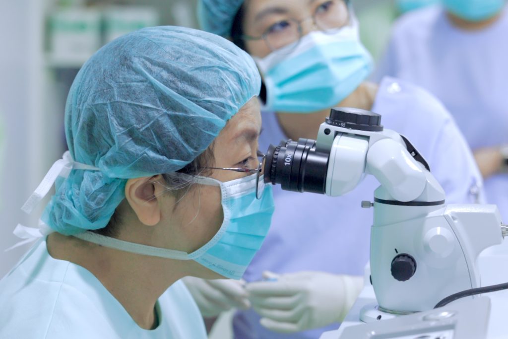 信賴眼科,賴麗如醫師,術前檢查